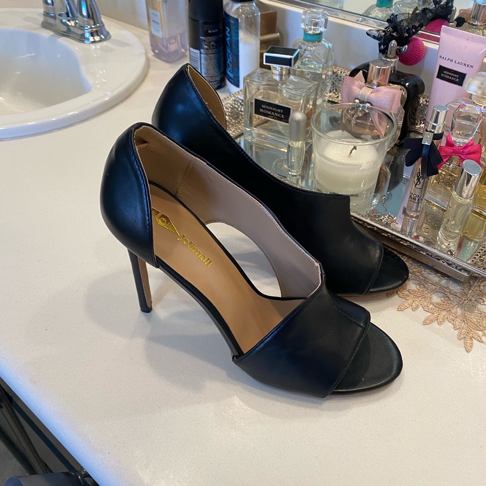 New Black heels